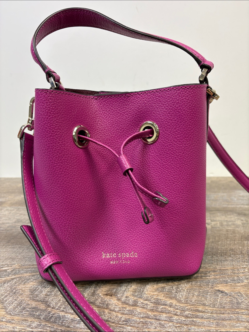 Kate Spade Eva Bucket Bag Magenta Leather Convertible Shoulder & Crossbody